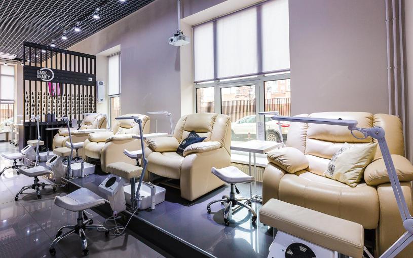 Opening Up a Nail Bar
